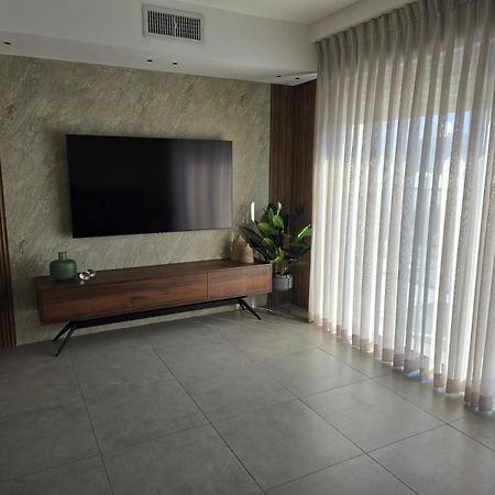Luxury Queen Royal Park Ейлат Екстер'єр фото