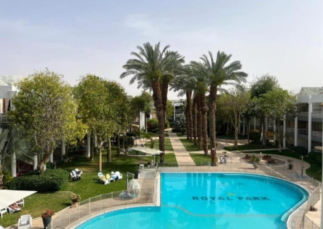 Luxury Queen Royal Park Ейлат Екстер'єр фото