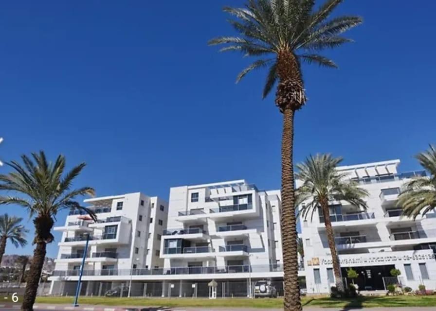 Luxury Queen Royal Park Ейлат Екстер'єр фото