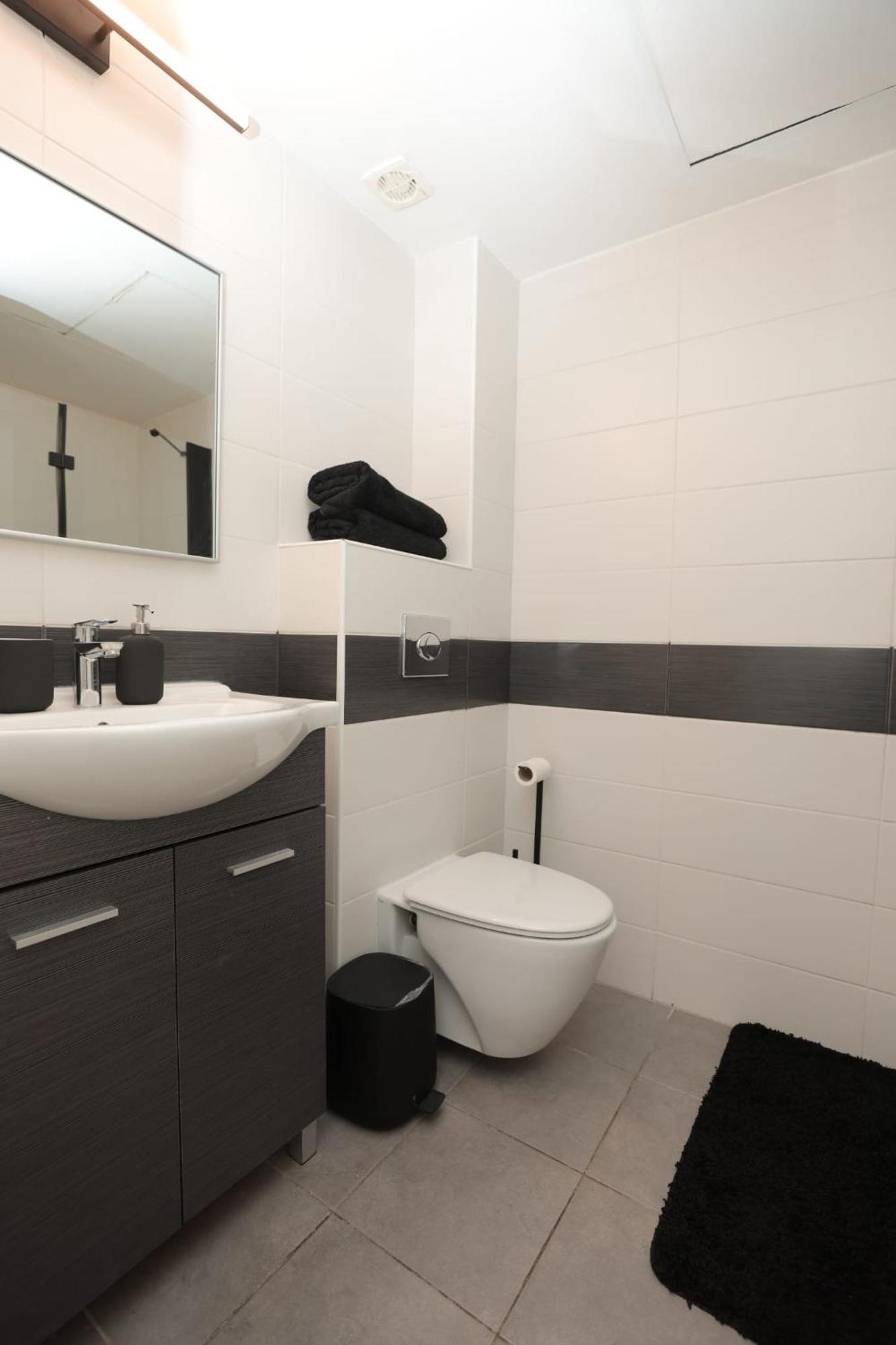 Luxury Queen Royal Park Ейлат Екстер'єр фото